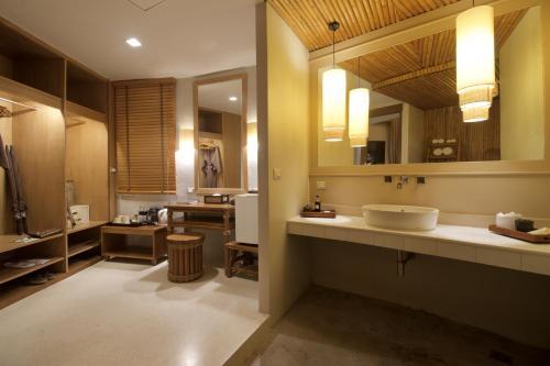 Metadee Concept Hotel Room Type - Three-Bedroom Villa with Private Pool Metadee Concept Hotel Room Type - Three-Bedroom Villa with Private Pool
