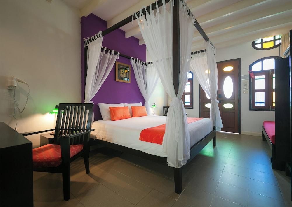 The Old Phuket - Karon Beach Resort Room Type - Deluxe Room, Terrace