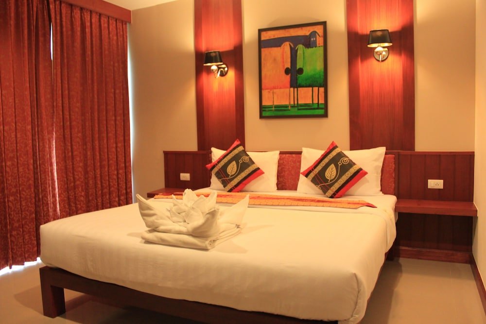 Patong Hemingway's Hotel Room Type - Superior Room no balcony
