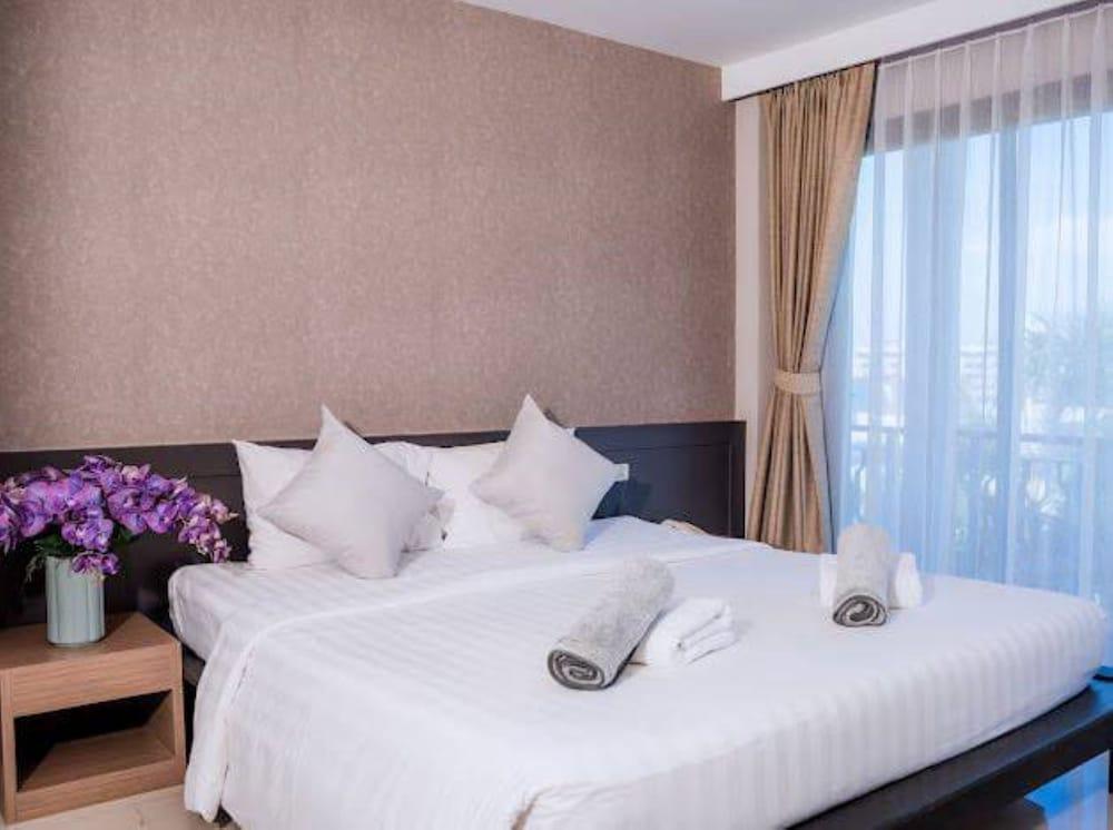 Casa Del M Resort Phuket Room Type - Superior