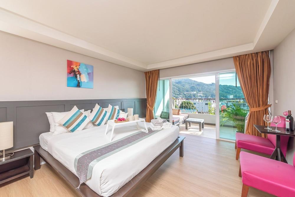 Casa Del M Resort Phuket Room Type - M Deluxe - Deluxe Double or Twin Casa Del M Resort Phuket Room Type - M Deluxe - Deluxe Double or Twin