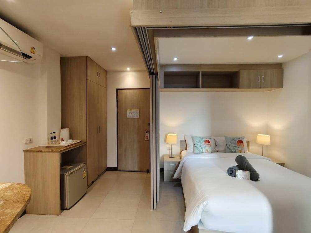 Patong Bay Residence Room Type - Deluxe Room with Balcony and Kitchenette Patong Bay Residence Room Type - Deluxe Room with Balcony and Kitchenette