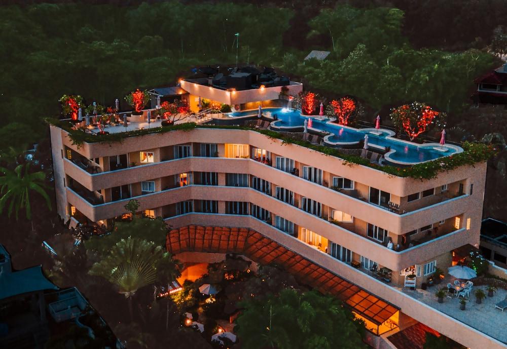 Pacific Club Resort - Tap to explore photos