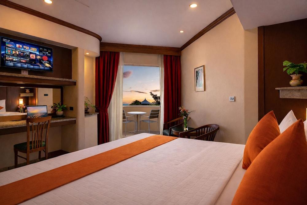 Pacific Club Resort Room Type - Pacific Deluxe Ocean View