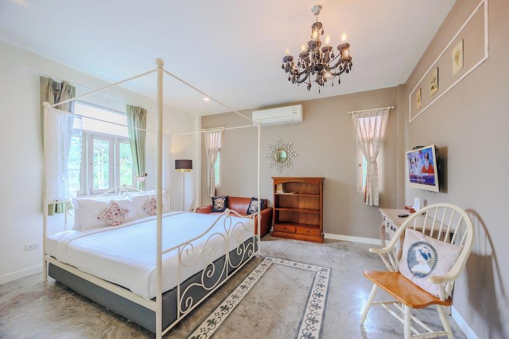 Perennial Resort Room Type - Studio, Terrace