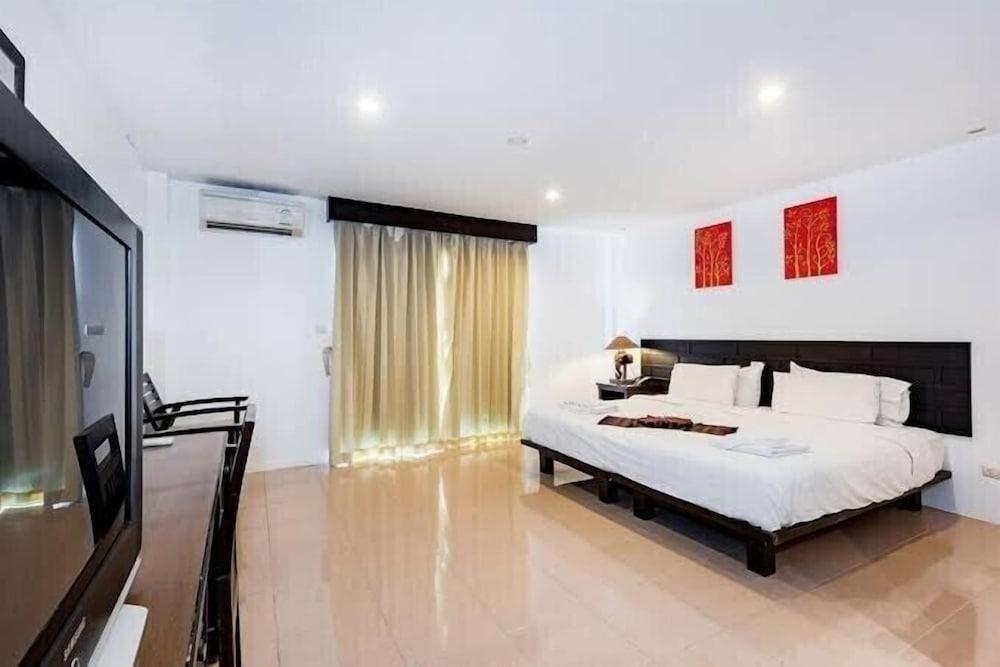 My Hotel Phuket Patong Room Type - Modern Deluxe A