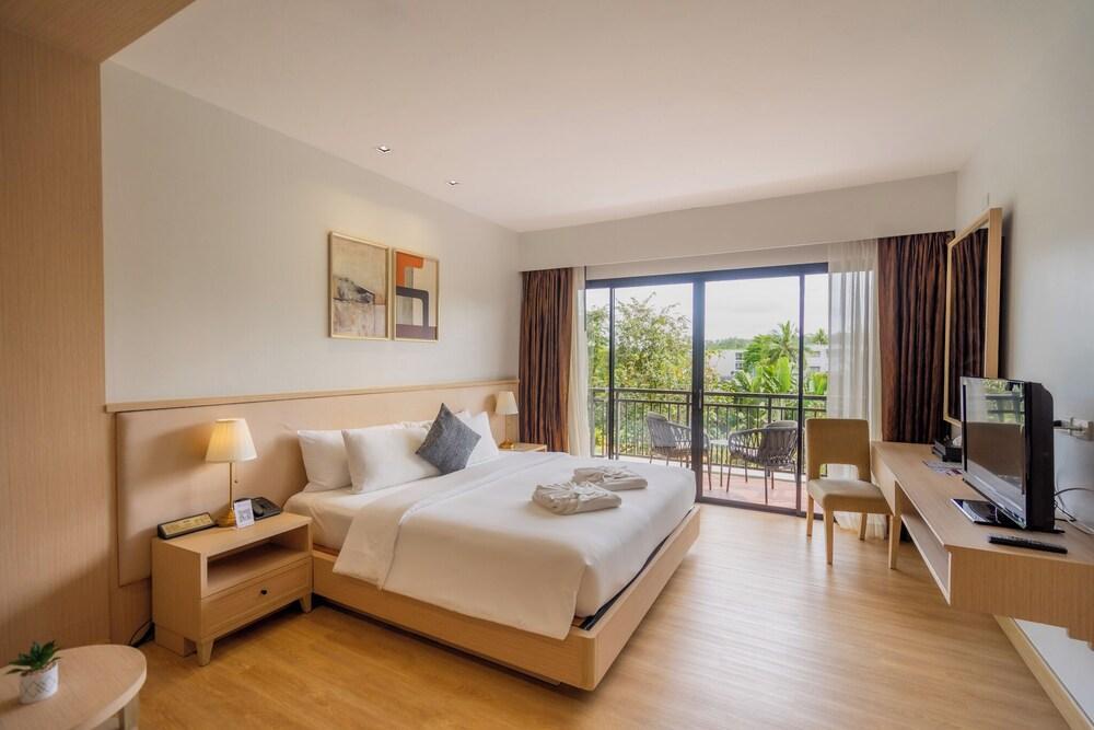 Estella Phuket Mai Khao Beach Resort Room Type - Deluxe Double Room, Pool View