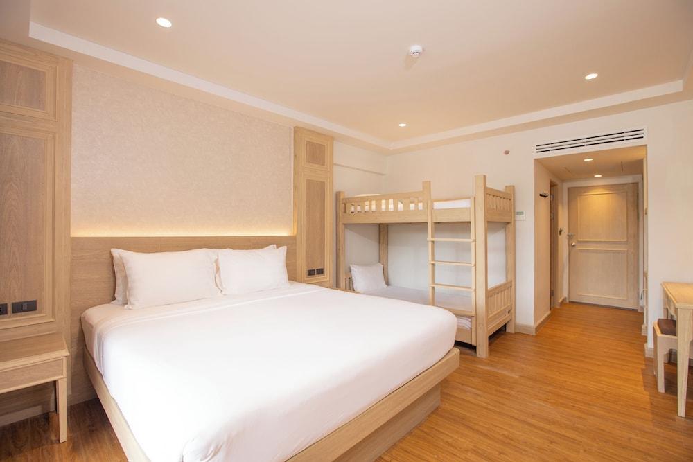 Phuket Orchid Resort & Spa Room Type - Family Room, Multiple Beds (with Bunk Bed)