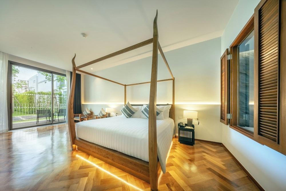 Patong Beach Hotel Room Type - Superior King (Garden View)