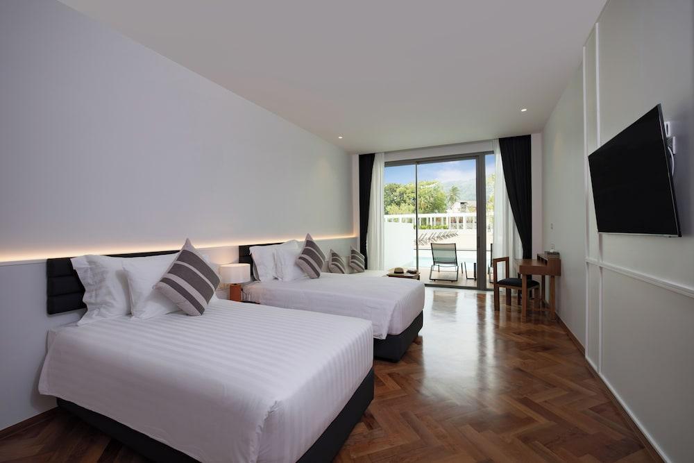 Patong Beach Hotel Room Type - Plunge Pool