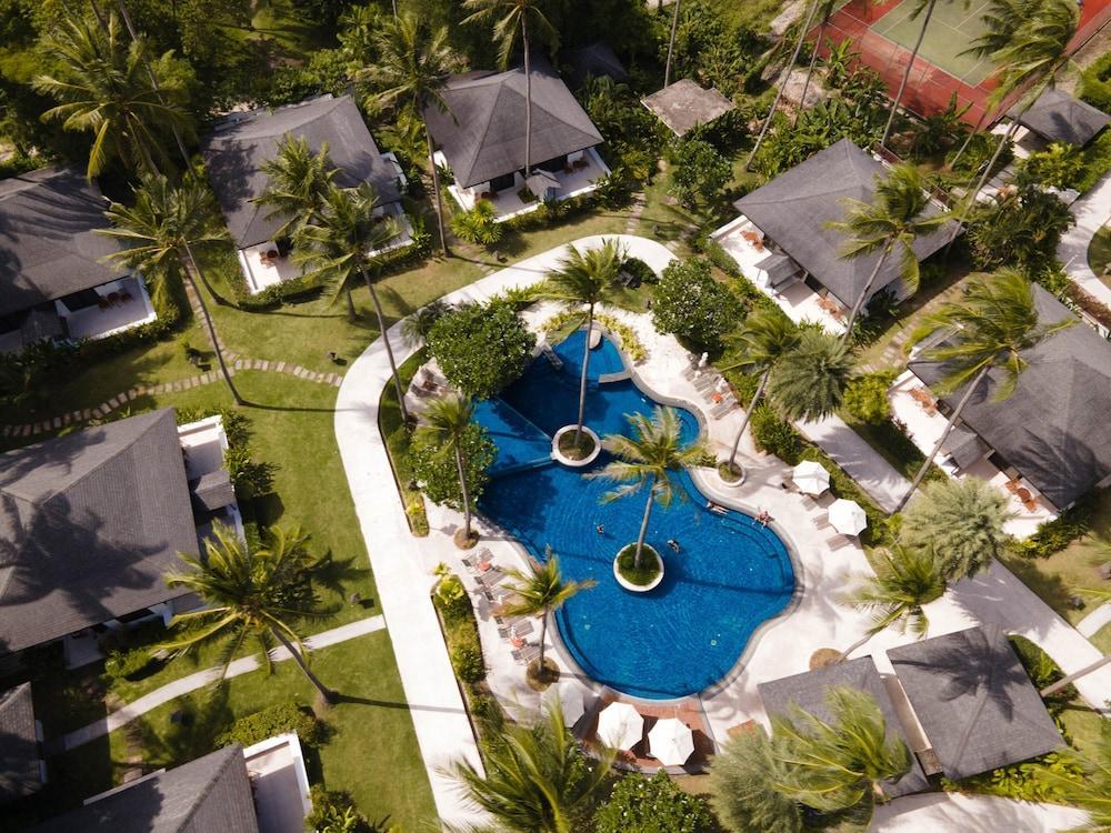 The Racha Room Type - Deluxe King Pool View