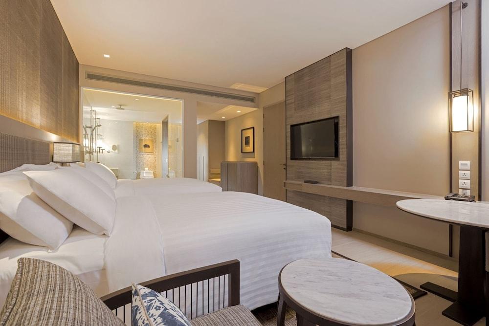 Phuket Marriott Resort and Spa, Nai Yang Beach Room Type - Room, 2 Double Beds, Garden View