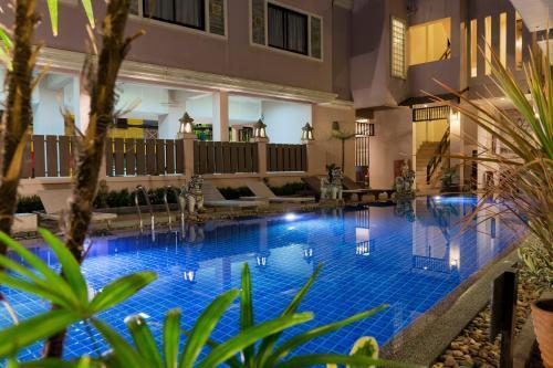 Seeka Boutique Resort - Relaxing Stay - Balcony, Pool & Near Beach - Tap to explore photos
