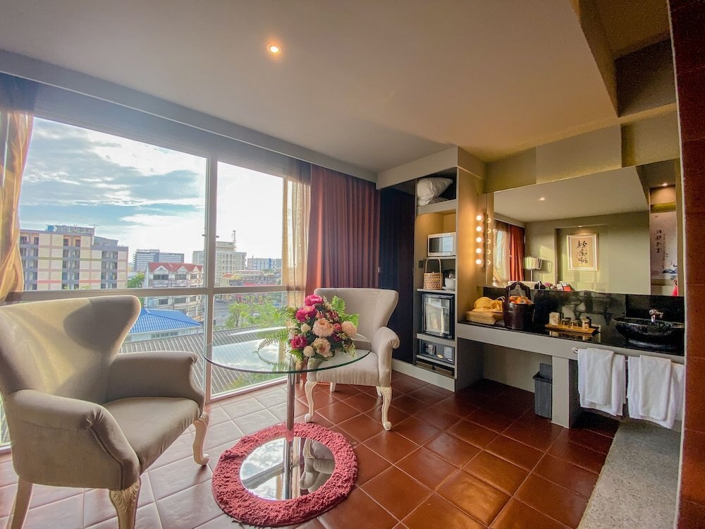 Sino House Phuket Hotel Room Type - Executive Triple room Sino House Phuket Hotel Room Type - Executive Triple room