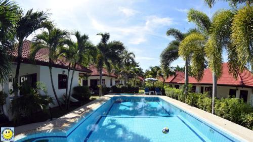 D&K Smiley Phuket Resort Room Type - One-Bedroom Bungalow