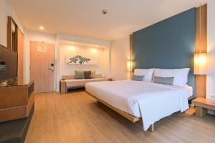 Ramada by Wyndham Phuket Southsea - Tap to explore photos