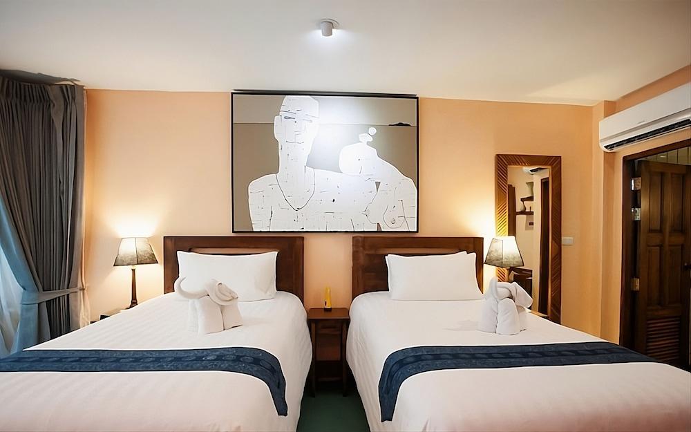 CC's Hideaway Room Type - Deluxe Twin Room, Pool Access