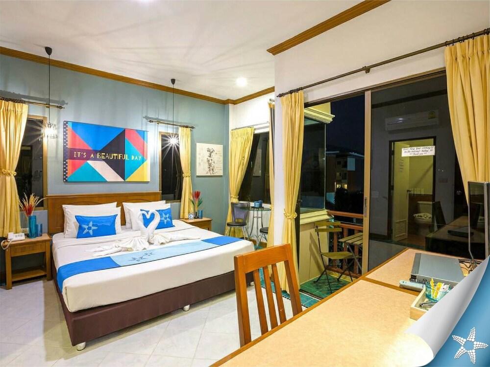 Sea Front Home Boutique - Patong Beach Room Type - Deluxe Room, 1 King Bed