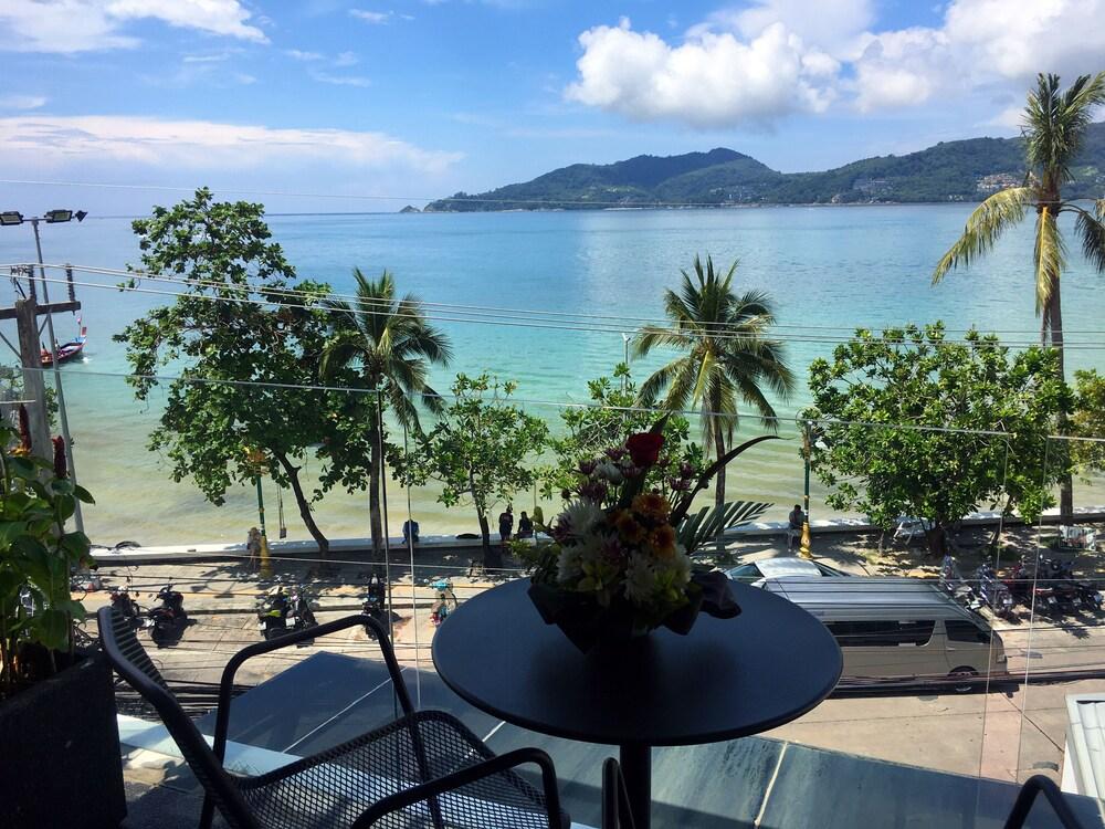 The Front Hotel and Apartment Room Type - Comfort Apartment, 2 Bedrooms, Non Smoking, Oceanfront