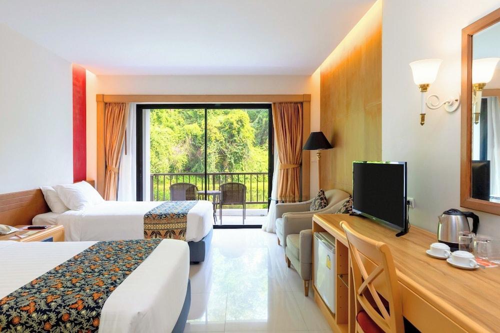 Tinidee Golf Resort at Phuket Room Type - Deluxe Room