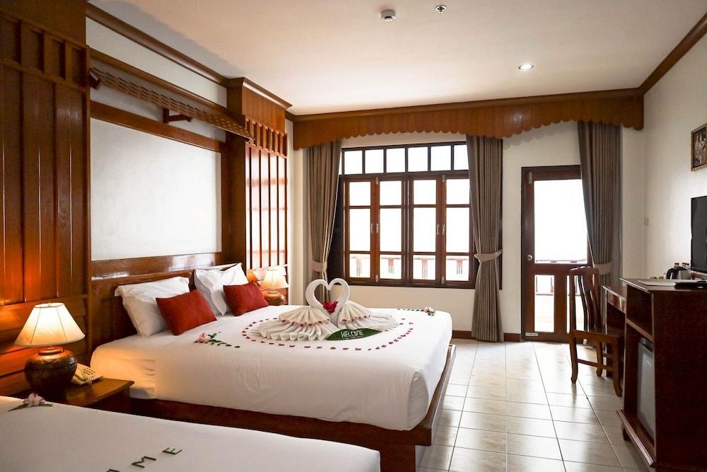 Tony Resort Patong Phuket Room Type - Deluxe Triple Tony Resort Patong Phuket Room Type - Deluxe Triple