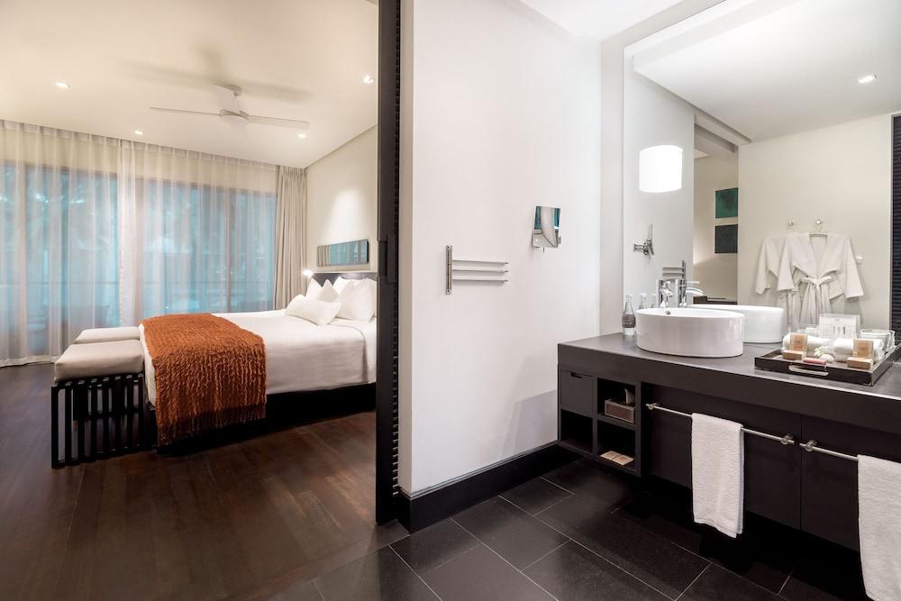 Twinpalms Surin Beach Phuket Room Type - Lagoon Premium