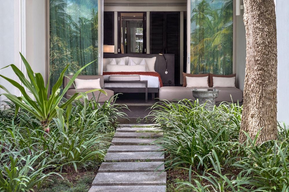 Twinpalms Surin Beach Phuket Room Type - Palm Deluxe