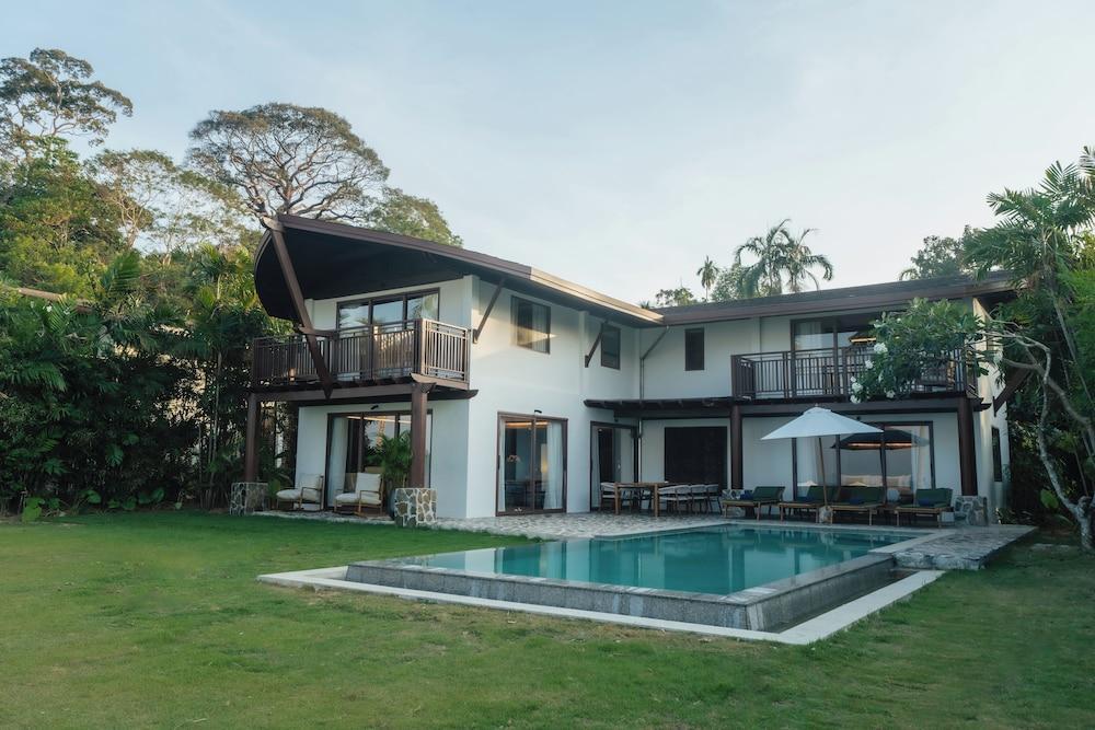 Barcelo Coconut Island Room Type - Grand Villa, 3 Bedrooms, Private Pool, Beachfront (Lux)