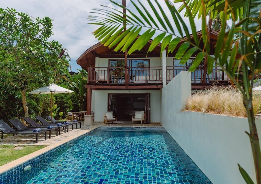 Barcelo Coconut Island Room Type - Grand Villa, 2 Bedrooms, Private Pool, Beachfront (Lux)