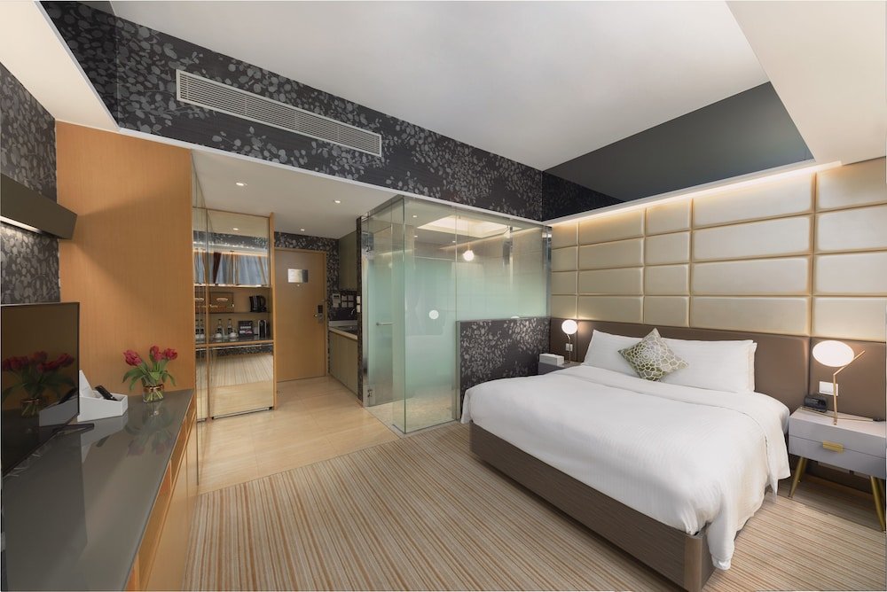 The Mercer Room Type - Studio Premier