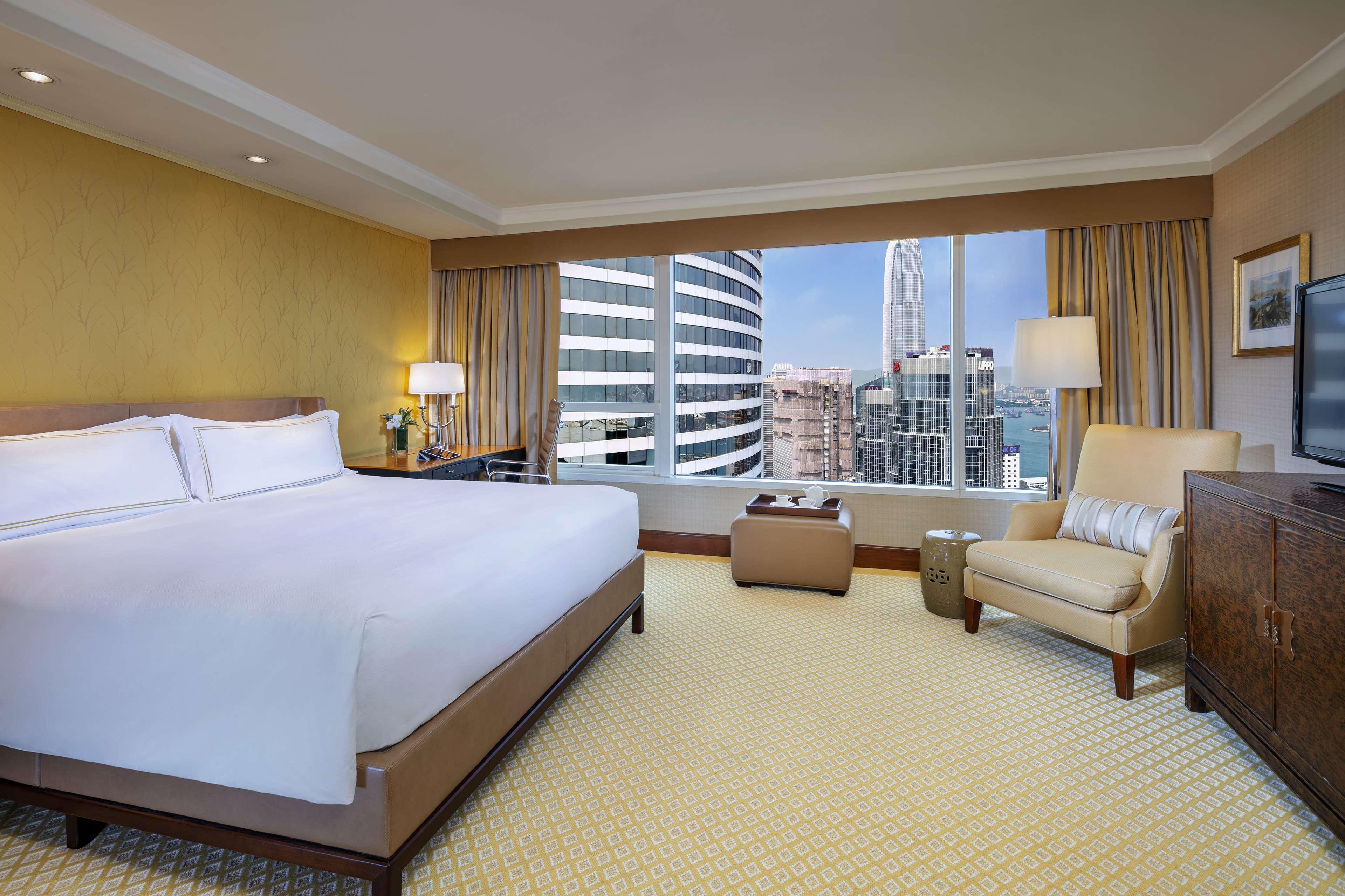 Conrad Hong Kong Room Type - CONNECTING FAMILY ROOMS