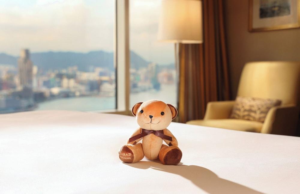Conrad Hong Kong - Tap to explore photos