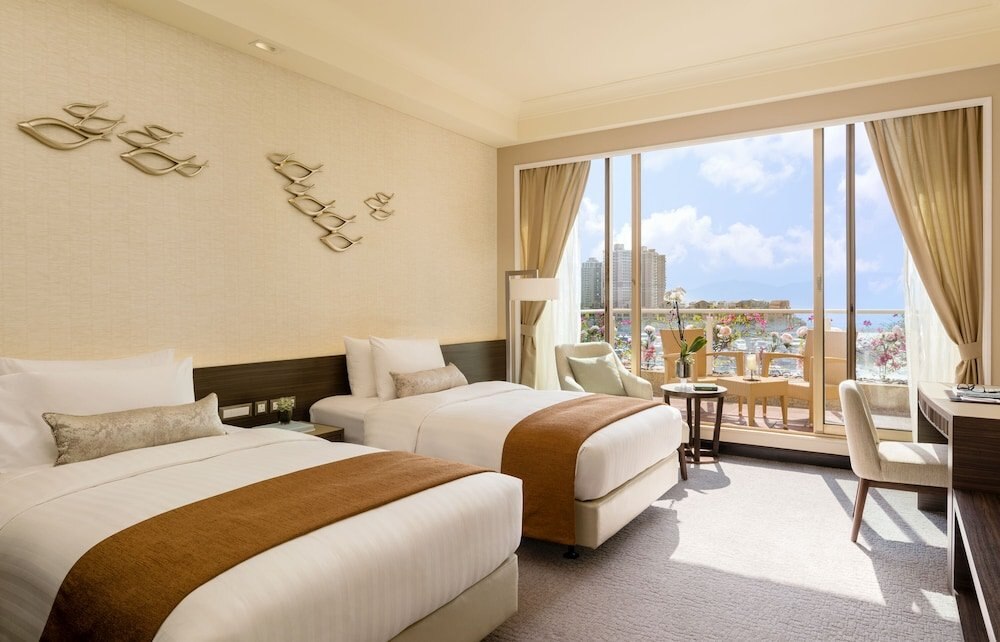 Hong Kong Gold Coast Hotel Room Type - Deluxe Twin Room, Balcony, Sea Hong Kong Gold Coast Hotel Room Type - Deluxe Twin Room, Balcony, Sea