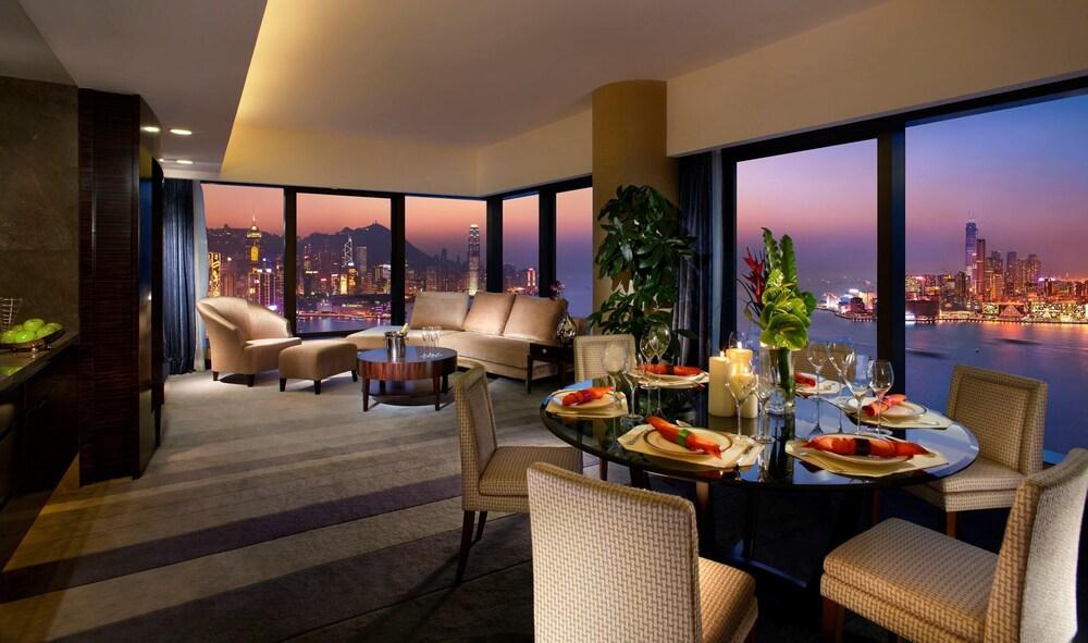 Harbour Grand Hong Kong Room Type - Premier Suite - Harbour View