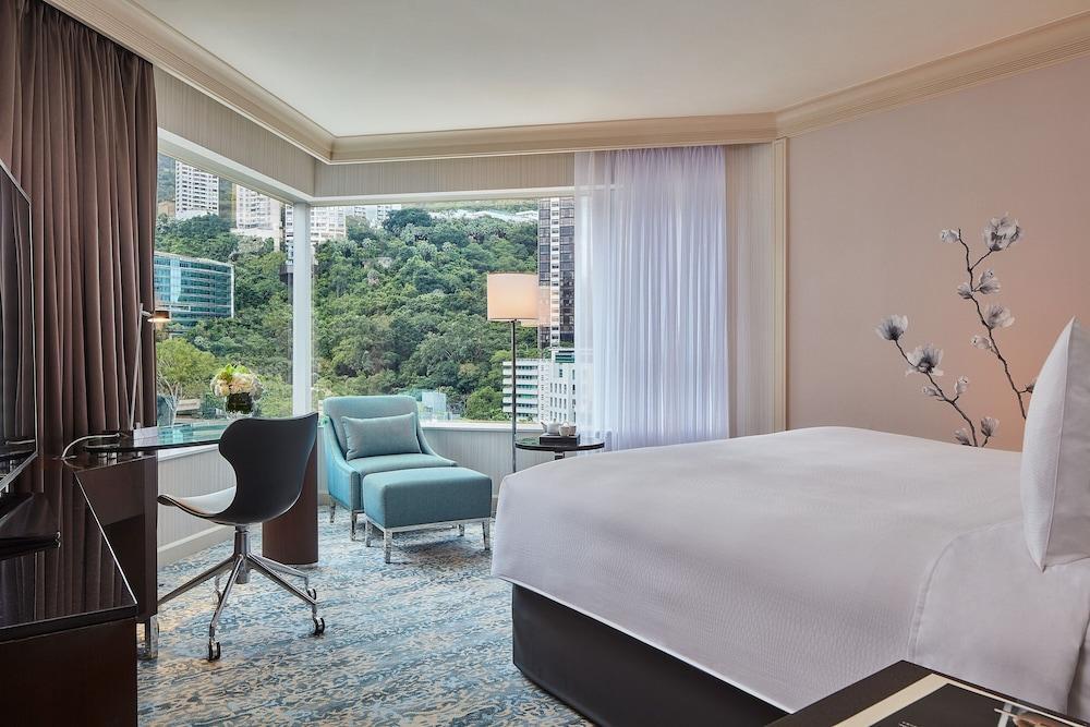 JW Marriott Hotel Hong Kong Room Type - Room, 1 King Bed, City View