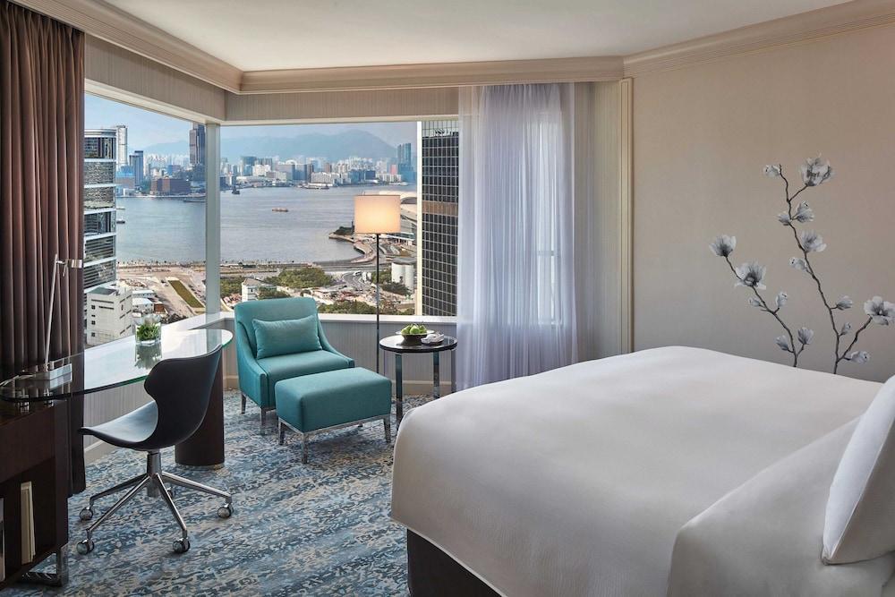 JW Marriott Hotel Hong Kong Room Type - Partial Harbour view Room, 1 King Bed, Non Smoking, Harbor View JW Marriott Hotel Hong Kong Room Type - Partial Harbour view Room, 1 King Bed, Non Smoking, Harbor View