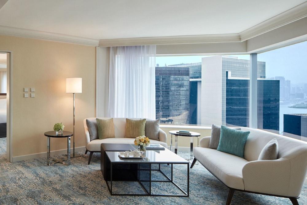JW Marriott Hotel Hong Kong Room Type - Executive Suite, 1 King Bed, Smoking, Harbor View JW Marriott Hotel Hong Kong Room Type - Executive Suite, 1 King Bed, Smoking, Harbor View