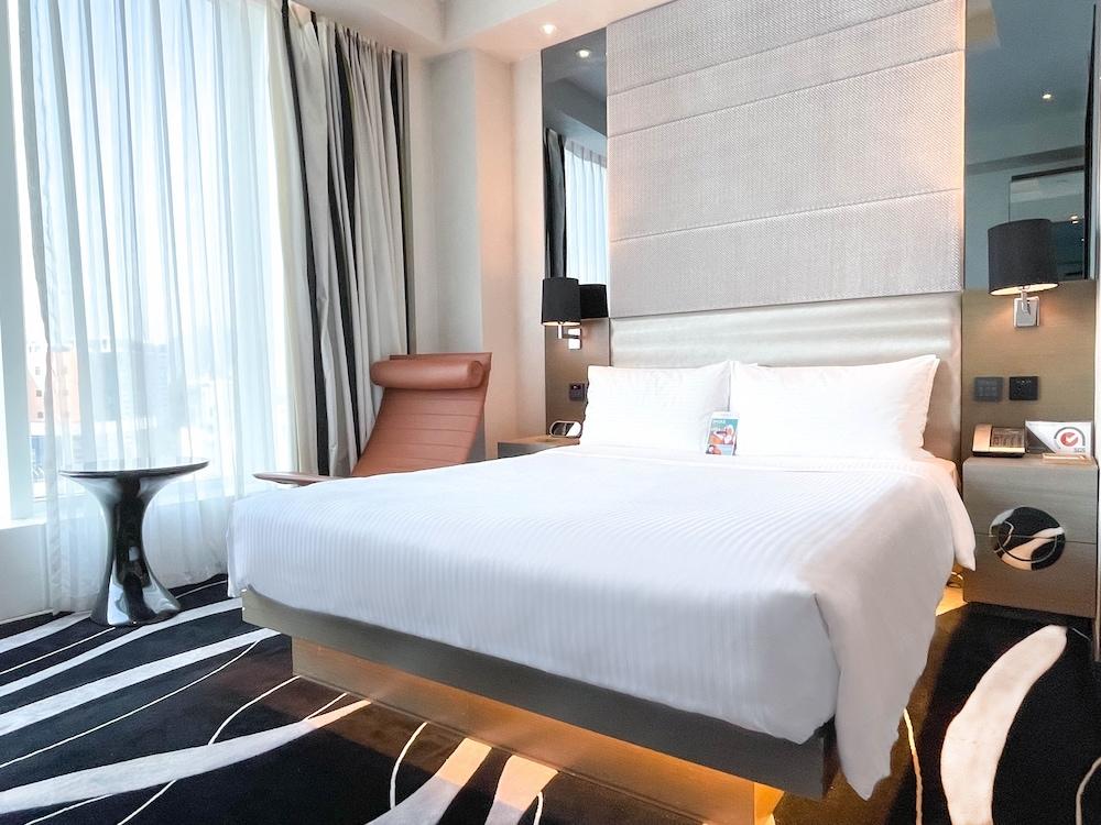 Hotel Madera Hong Kong - Tap to explore photos