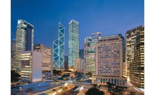 Mandarin Oriental, Hong Kong Room Type - Statue Square King Suite