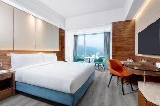 Nina Hotel Tsuen Wan West Room Type - Premier City View (Tower 2) - 1 King Bed