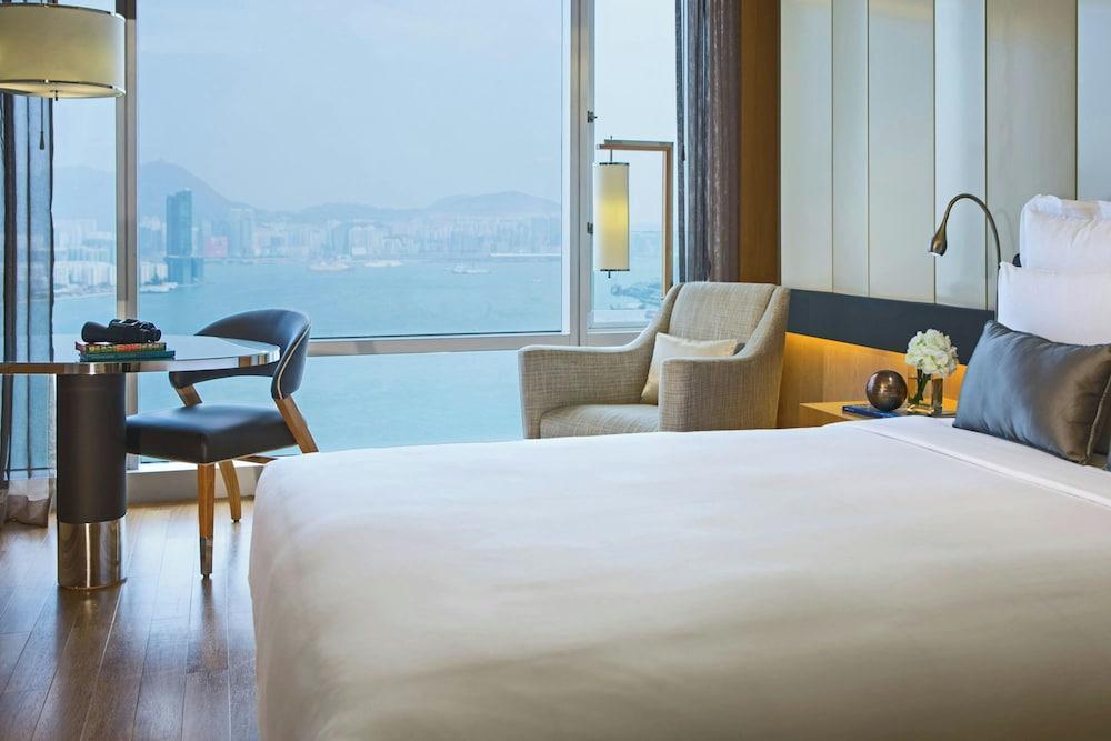 Renaissance Hong Kong Harbour View Hotel by Marriott Room Type - Room, 1 Queen Bed, Harbor View Renaissance Hong Kong Harbour View Hotel by Marriott Room Type - Room, 1 Queen Bed, Harbor View