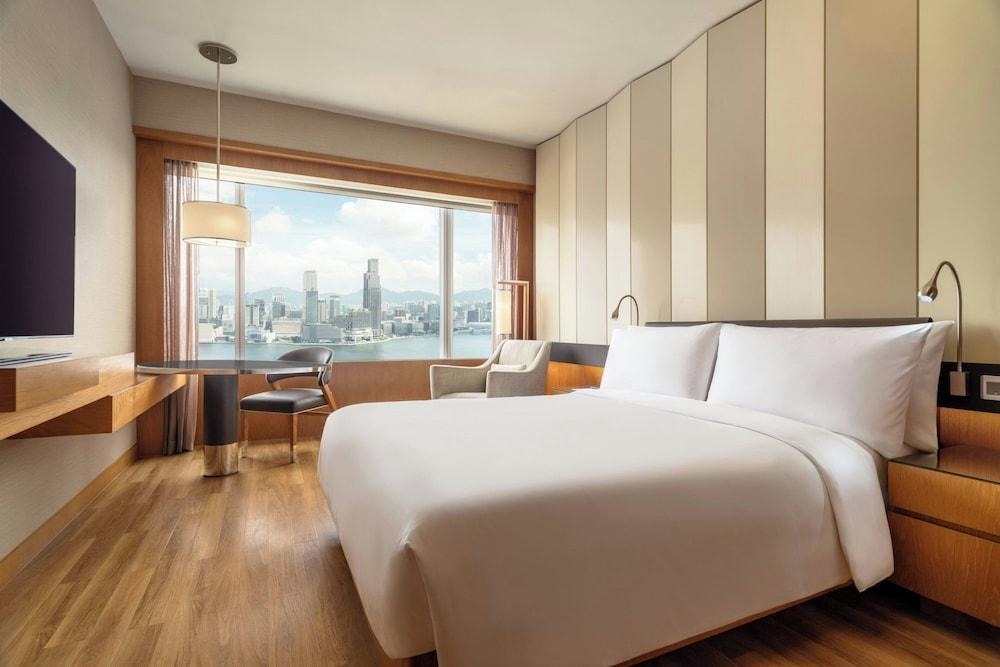 Renaissance Hong Kong Harbour View Hotel by Marriott Room Type - Room, 1 Queen Bed, Harbor View Renaissance Hong Kong Harbour View Hotel by Marriott Room Type - Room, 1 Queen Bed, Harbor View