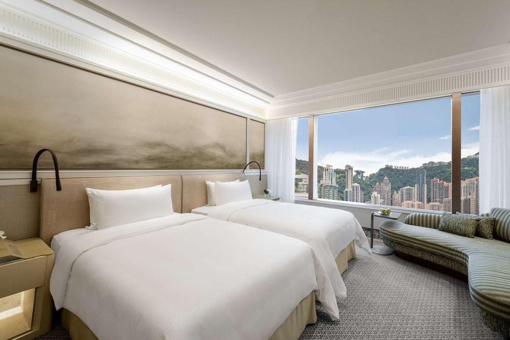 Island Shangri-La Room Type - Horizon Peak View Twin