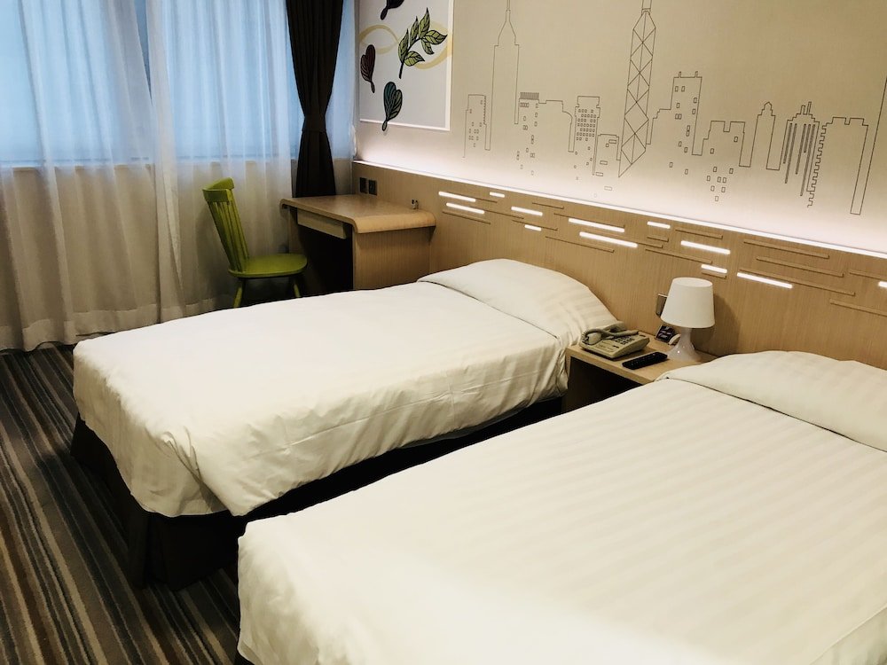West Hotel Room Type - Standard Twin Room