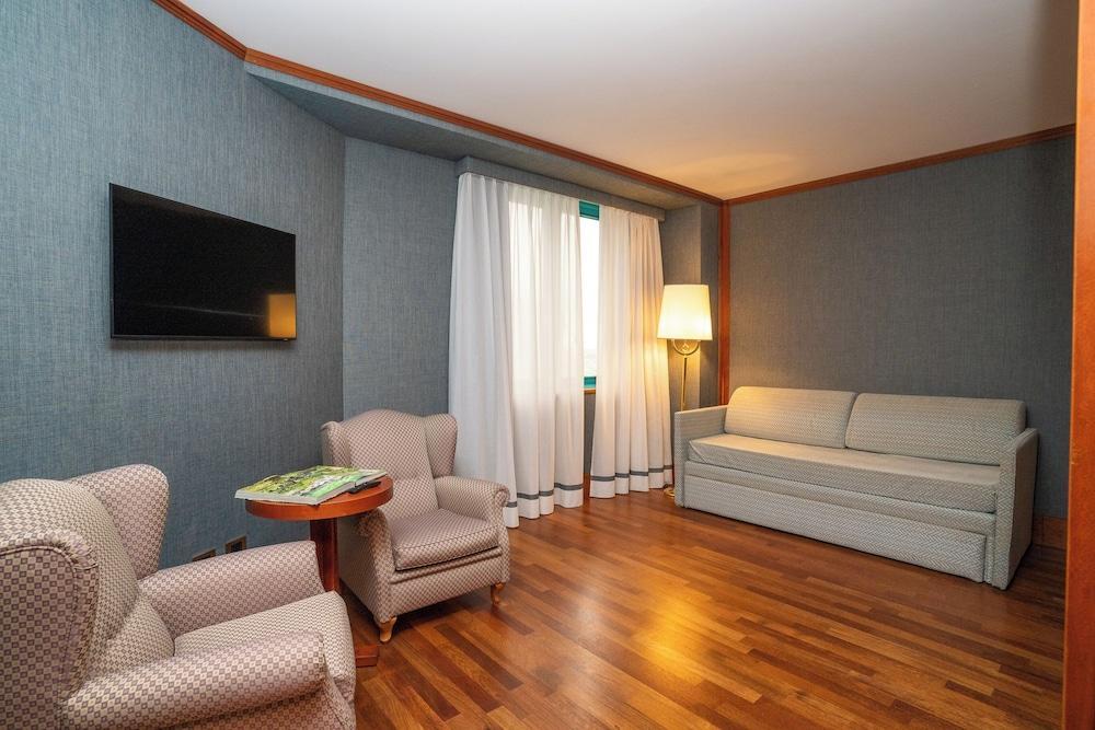 Grand Hotel Duca D'Este Room Type - Junior Suite