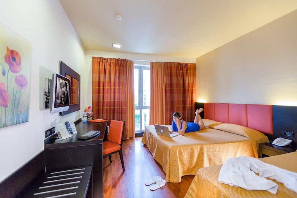 Victoria Terme Hotel Room Type - Triple Double + bed