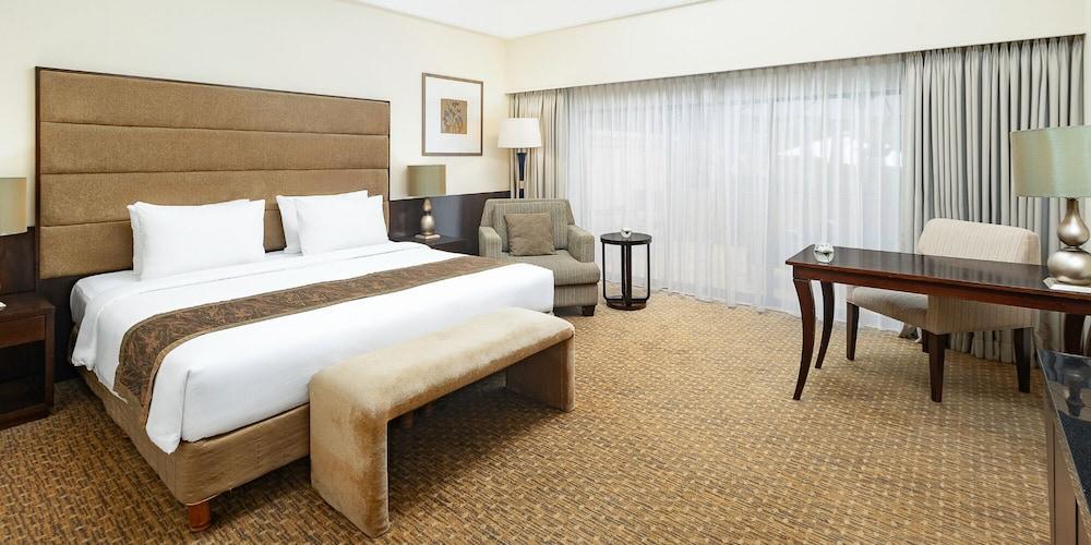 Aryaduta Menteng Room Type - ARYA CLUB POOL TERRACE