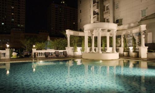 The Bellezza Suites Jakarta - Tap to explore photos