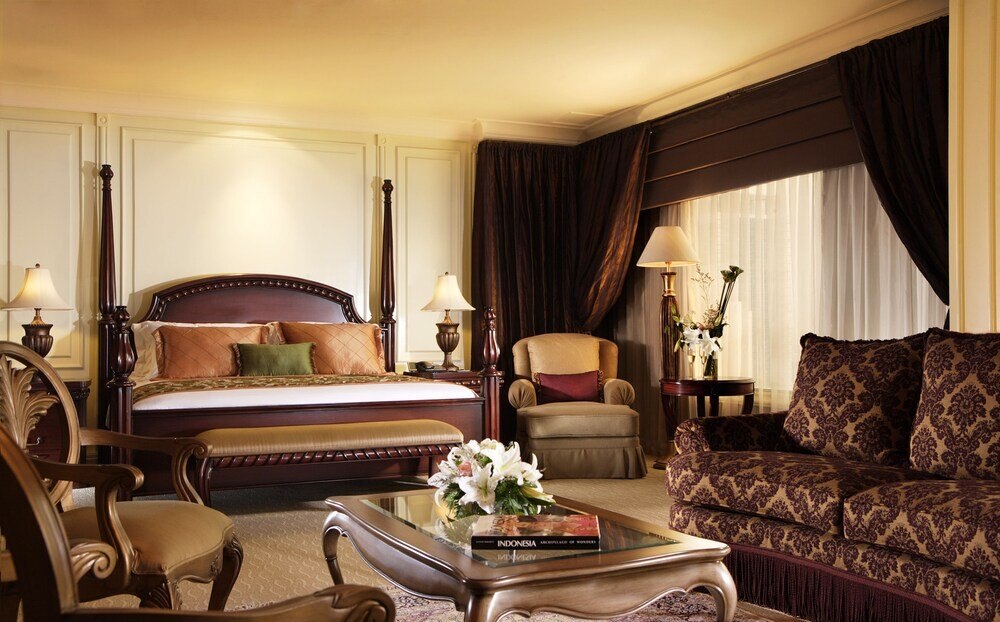 Crowne Plaza Hotel Jakarta Jakarta Price Address Reviews Konuklar, konaklamaları süresince restoran ve oturma salonu olanaklarından yararlanabilir. crowne plaza hotel jakarta jakarta