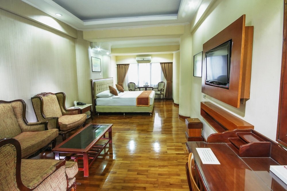Grand Menteng Hotel Room Type - Executive Room, Non Smoking